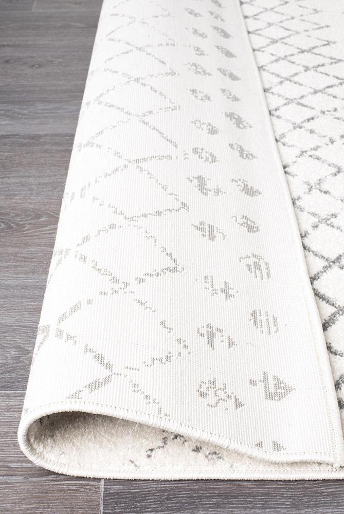 Oasis Selma White Grey Tribal Rug