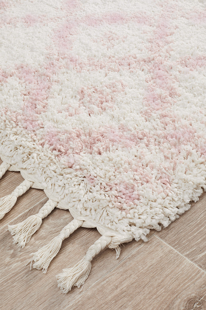 Saffron 33 Pink Runner Rug